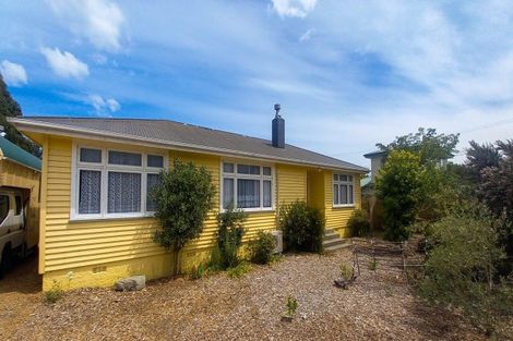 Photo of property in 17 Half Mile Road, Tuatapere, 9620