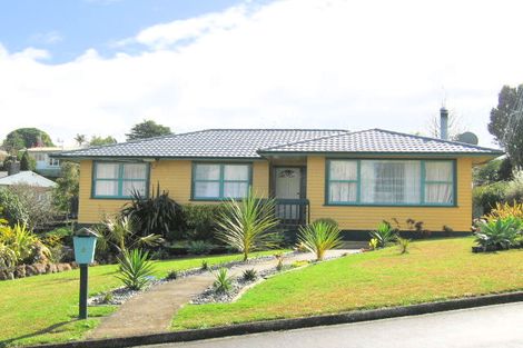 Photo of property in 6 Adams Place, Te Kamo, Whangarei, 0112