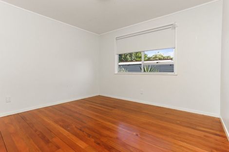 Photo of property in 158 Cascades Road, Pakuranga Heights, Auckland, 2010