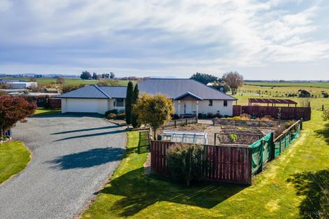 Photo of property in 37 Blue Cliffs Road, Saint Andrews, 7988