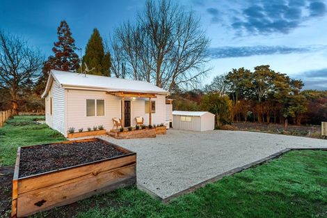 Photo of property in 877 Kahikatea Flat Road, Waitoki, Kaukapakapa, 0871