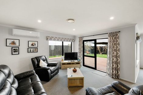 Photo of property in 46 Norfolk Drive, Cambridge, 3434