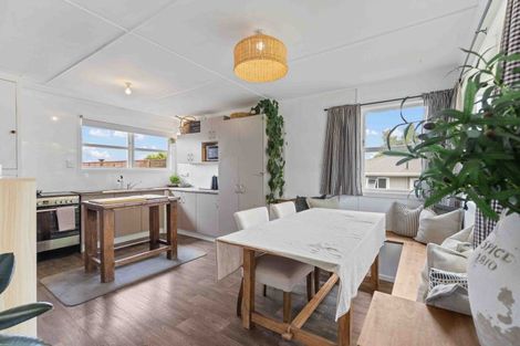 Photo of property in 16 Kotuku Place, Tokoroa, 3420