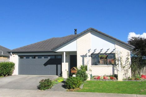 Photo of property in 25 Espalier Drive, Henderson, Auckland, 0612