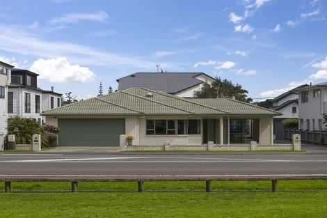 Photo of property in 1/256 Hibiscus Coast Highway, Orewa, 0931