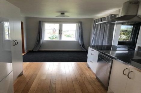 Photo of property in 9 Waiana Avenue, Mangere Bridge, Auckland, 2022