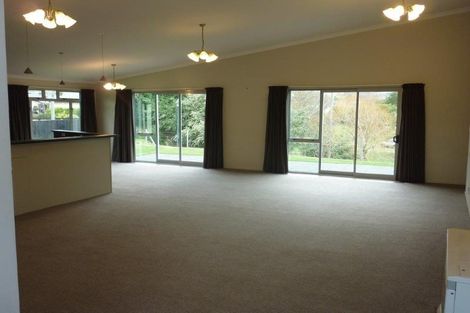 Photo of property in 2 Lakemere Way, Kinloch, Taupo, 3377
