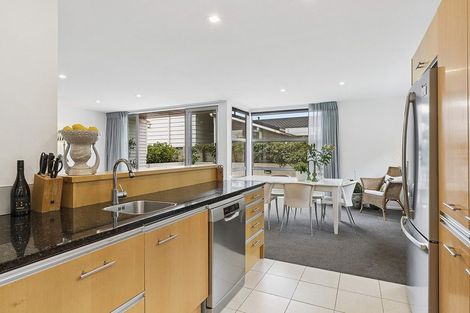 Photo of property in 32 Mantell Street, Seatoun, Wellington, 6022