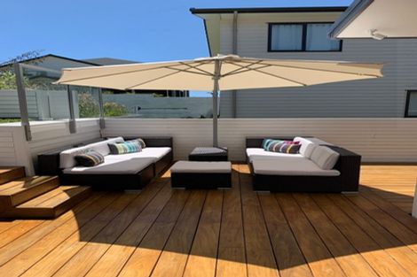 Photo of property in 17 Caldera Drive, Long Bay, Auckland, 0630