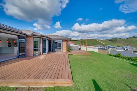 Photo of property in 35 Bryan Gallagher Place, Welcome Bay, Tauranga, 3175