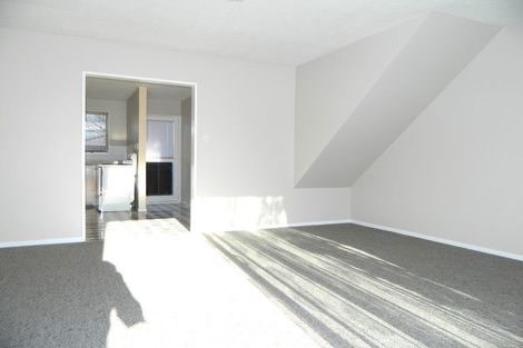 Photo of property in 2/56 Epsom Road, Sockburn, Christchurch, 8042