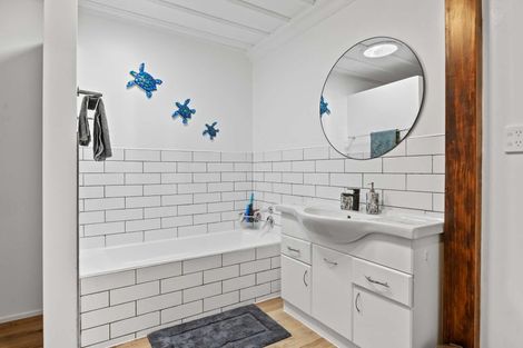 Photo of property in 49 Moa Street, Inglewood, 4330