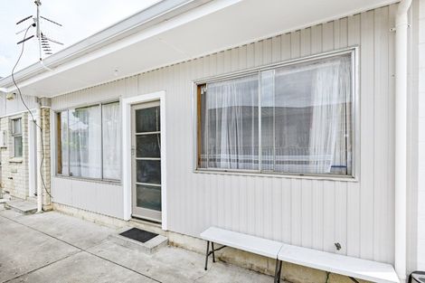 Photo of property in 209 King Street South, Hastings, 4122