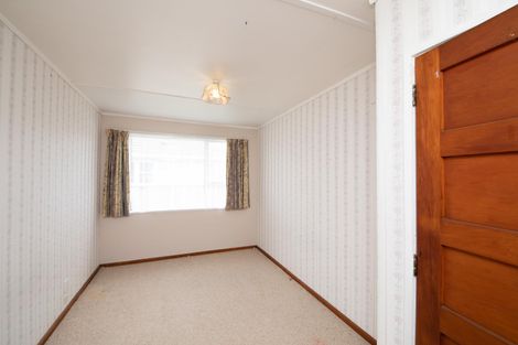 Photo of property in 71 Andrew Avenue, Roslyn, Palmerston North, 4414