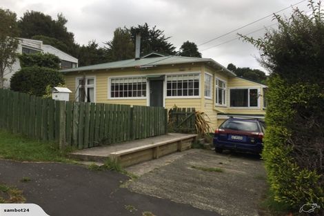 Photo of property in 12 Gorman Street, Macandrew Bay, Dunedin, 9014