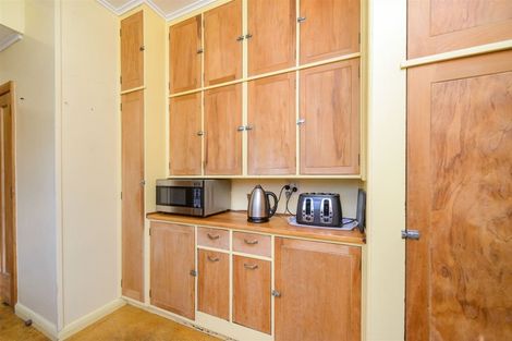 Photo of property in 22 Savage Crescent, West End, Palmerston North, 4412