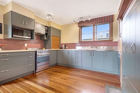 Photo of property in 145 Rimu Street, Maeroa, Hamilton, 3200