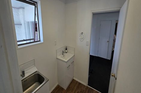 Photo of property in 7 Poplar Grove, Whalers Gate, New Plymouth, 4310