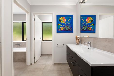 Photo of property in 260 Athenree Road, Athenree, Katikati, 3177