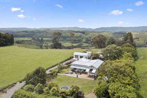 Photo of property in 2778 Kimbolton Road, Kimbolton, Feilding, 4777