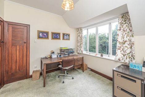 Photo of property in 4 Kent Road, Saint Johns Hill, Whanganui, 4501