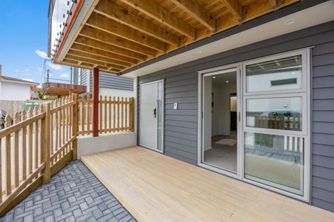 Photo of property in 298a Sunset Road, Windsor Park, Auckland, 0632