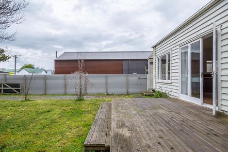 Photo of property in 36 Jellicoe Street, Martinborough, 5711