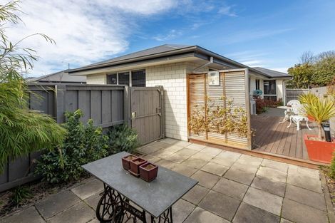 Photo of property in 3/407 Main Road North, Redwood, Christchurch, 8051