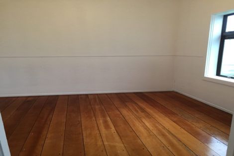 Photo of property in 104 Centennial Avenue, Waitara, 4320