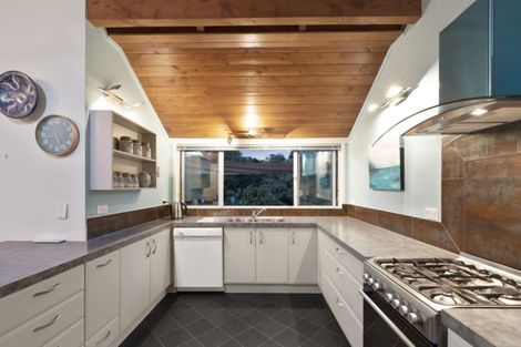 Photo of property in 1083 Kahikatea Flat Road, Waitoki, Kaukapakapa, 0871