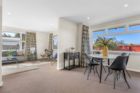 Photo of property in 175 Grimseys Road, Redwood, Christchurch, 8051