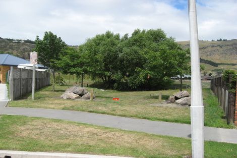 Photo of property in 74 Laing Crescent, Heathcote Valley, Christchurch, 8022