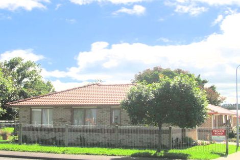 Photo of property in Kessel Way, 23/379 Swanson Road, Ranui, Auckland, 0612