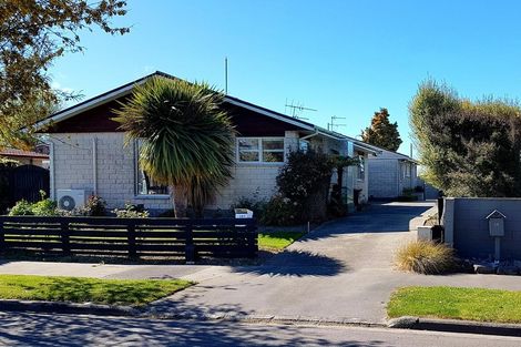 Photo of property in 2/14 Omega Place, Casebrook, Christchurch, 8051