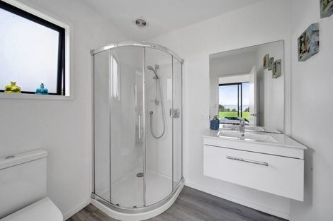 Photo of property in 317 Porikapa Road, Warea, New Plymouth, 4381