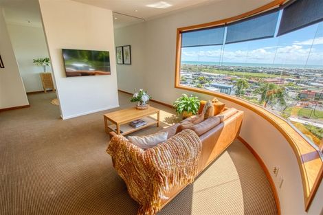 Photo of property in 41 Puketahi Street, Greymouth, 7805