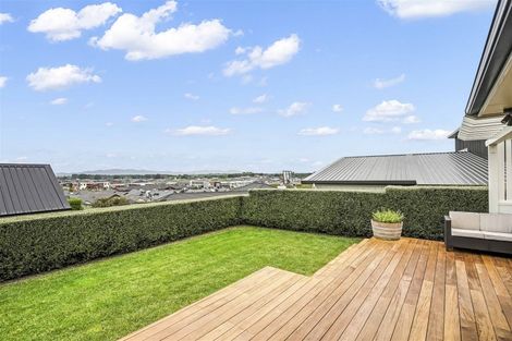 Photo of property in 21 Longbow Terrace, Flagstaff, Hamilton, 3210