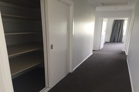 Photo of property in 6 Moehau Grove, Trentham, Upper Hutt, 5018