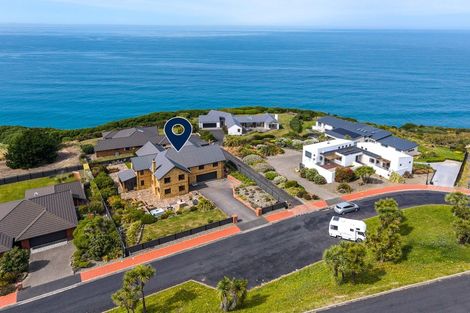 Photo of property in 41 Highgrove, Saint Clair, Dunedin, 9012