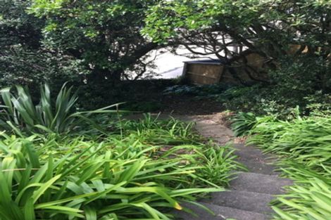 Photo of property in 32 Whitby Crescent, Mairangi Bay, Auckland, 0630