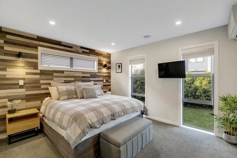 Photo of property in 5 Taiko Place, Kenepuru, Porirua, 5022