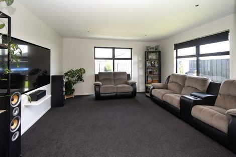 Photo of property in 72 Tiritiri Moana Drive, Pegasus, 7612