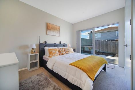 Photo of property in 11 Regis Park Drive, Pukekohe, 2120