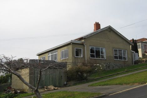 Photo of property in 16 Burns Street, Port Chalmers, 9023