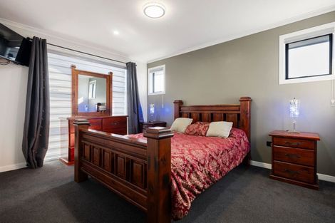 Photo of property in 27 Keerangi Place, Rototuna North, Hamilton, 3210
