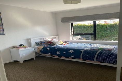 Photo of property in 14 Upham Street, Havelock North, 4130