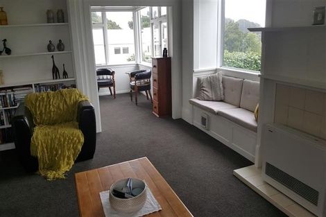 Photo of property in 9 Fillis Street, New Plymouth, 4310