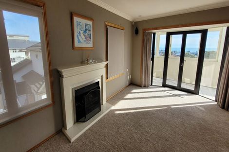 Photo of property in 85c Eliot Street, New Plymouth, 4310