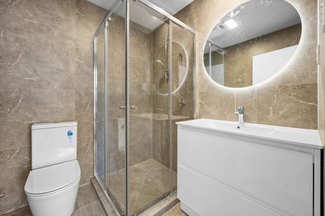 Photo of property in 370e Main Road, Huapai, Kumeu, 0810
