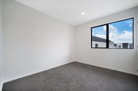 Photo of property in 18 Hoopers Road, Glen Eden, Auckland, 0602